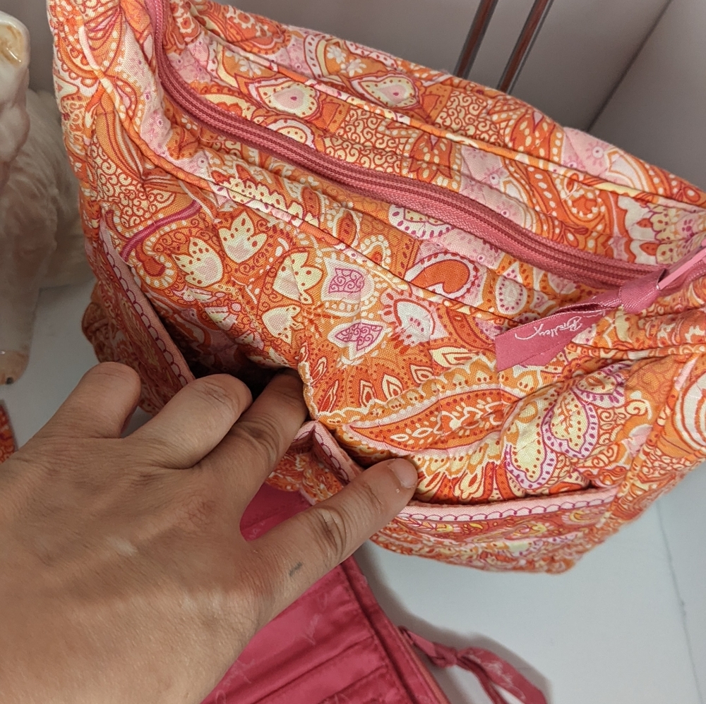 Vera Bradley small shoulder bag/ crossbody with matching wallet - Picture 12 of 15